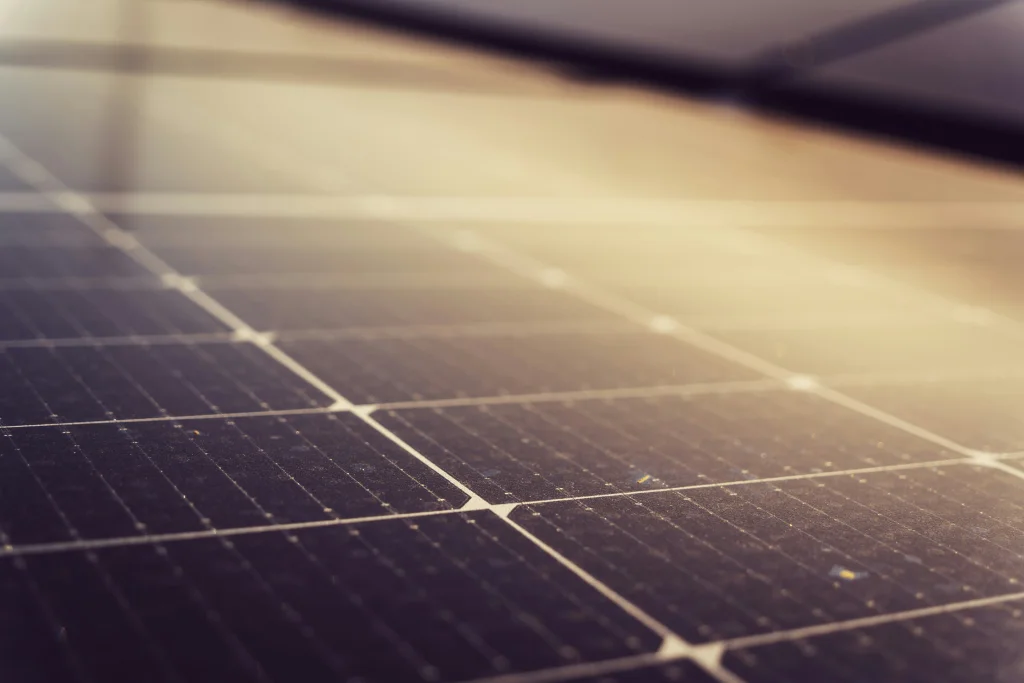 michael-pointner-mtnVxJNL9vk-unsplash.jpg Qué son los Paneles Solares?